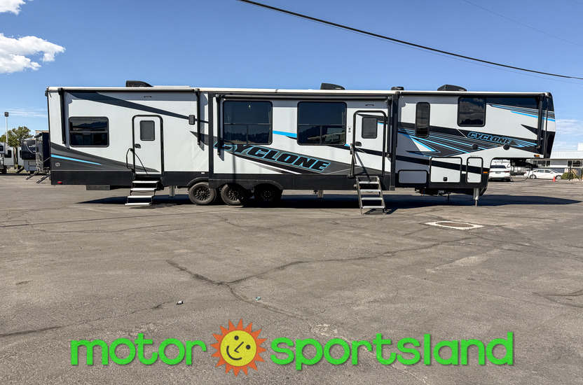 2025 Heartland Cyclone 4014C - Image 2