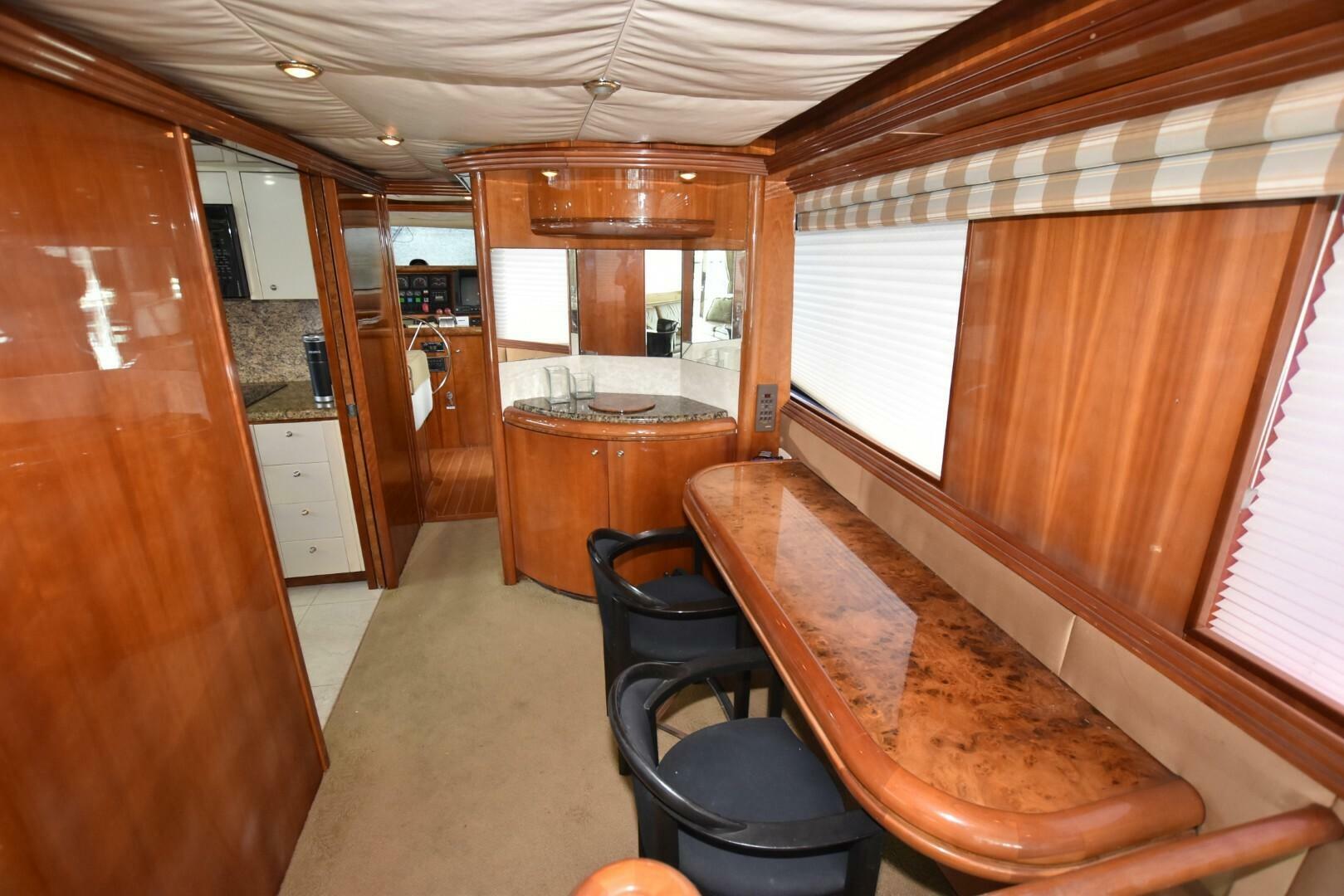 1998 Hatteras 74 Sportdeck - Image 19