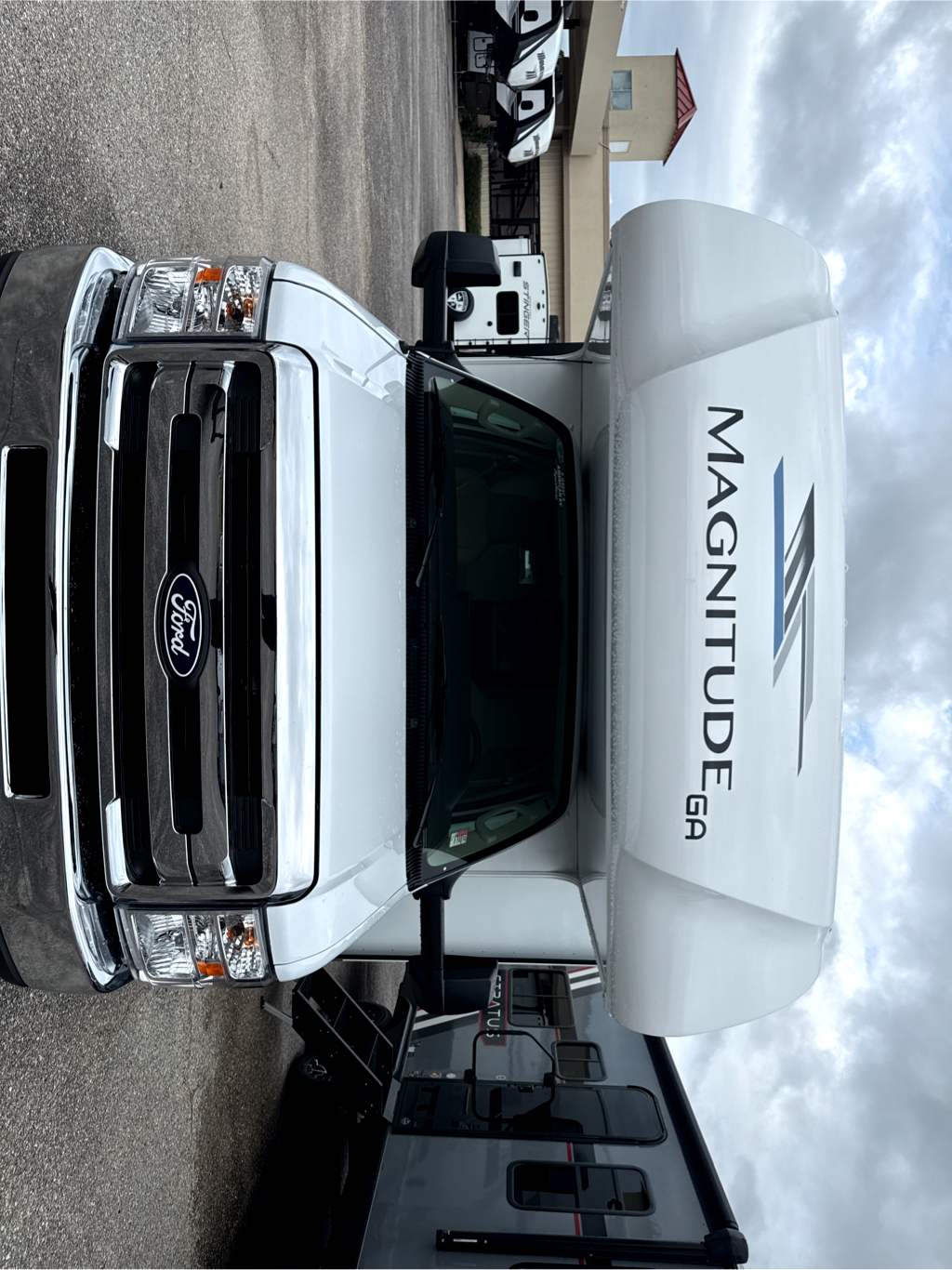 2027 THOR MOTOR COACH MAGNITUDE GA28 - Image 11