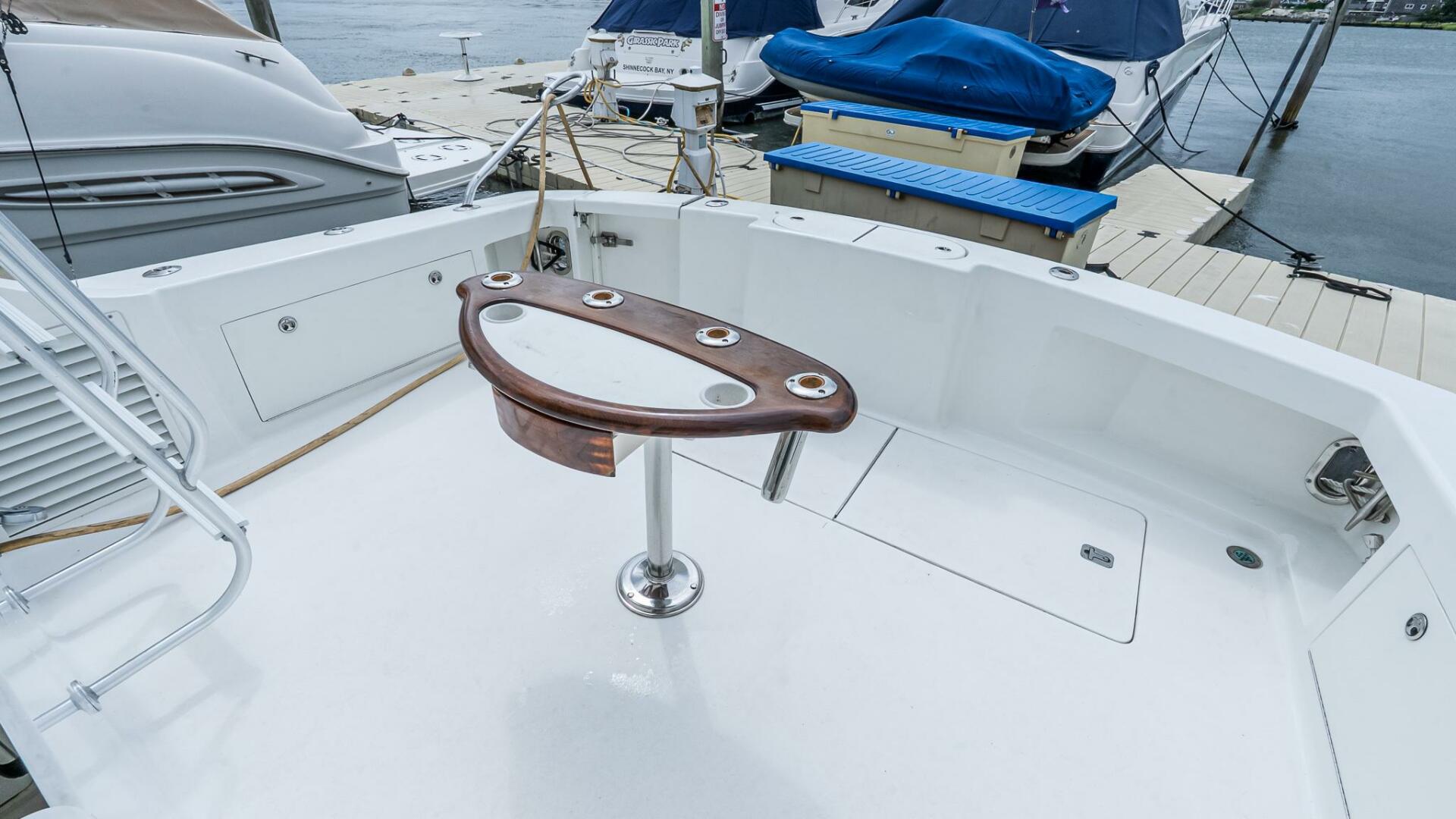 2003 Egg Harbor 42 Convertible - Image 8
