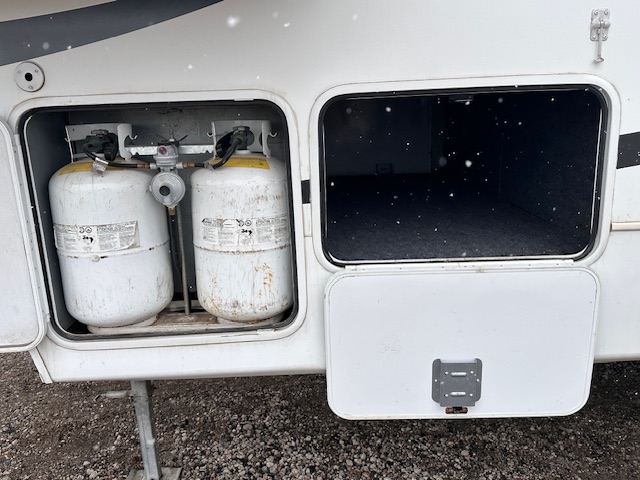 2011 Keystone Laredo 266RL - Image 6