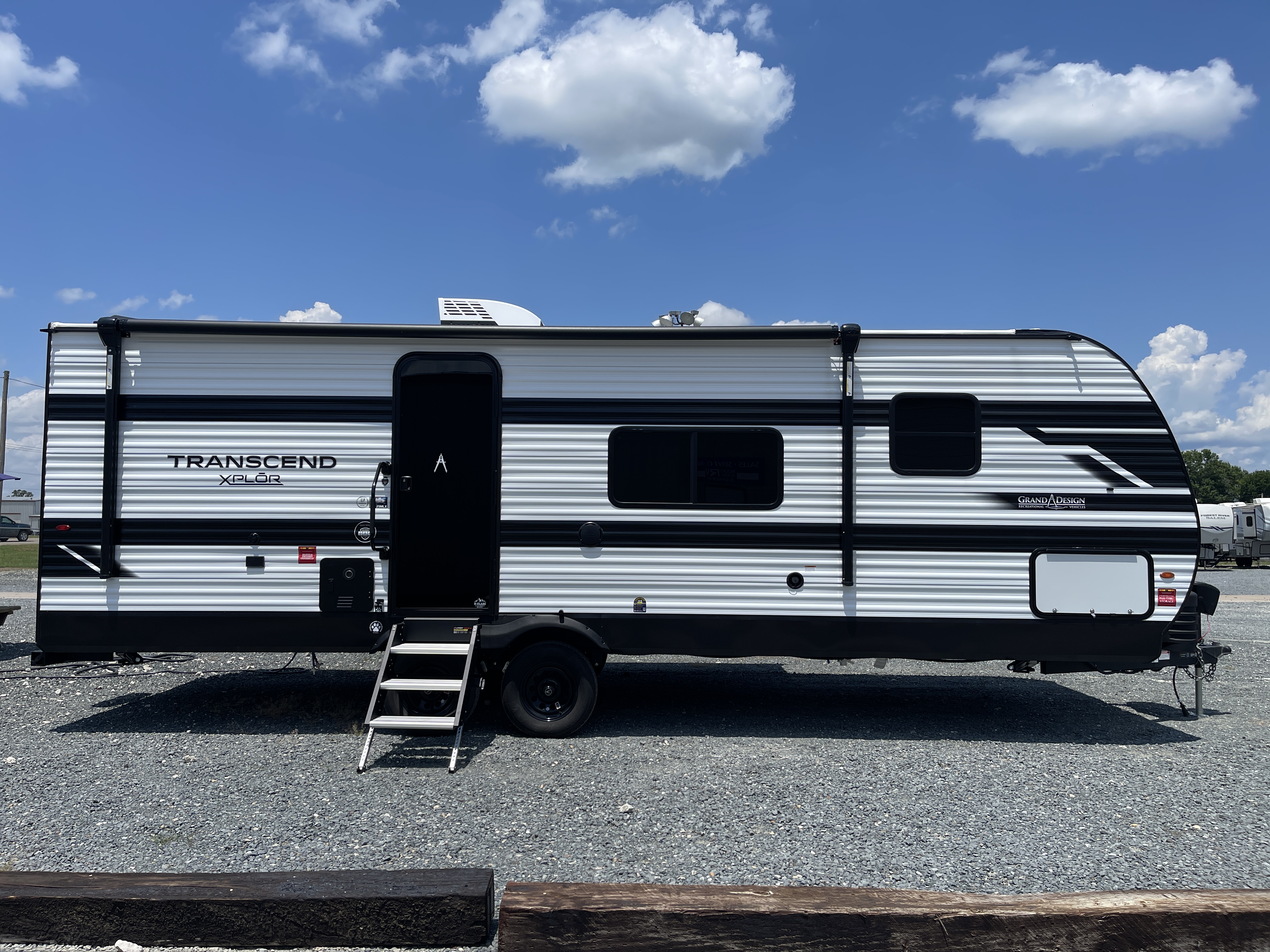 2027 Grand Design Transcend XPLOR 25MLX - Image 5