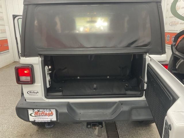 2022 Jeep Wrangler Utility 2D Sport S 4WD - Image 23