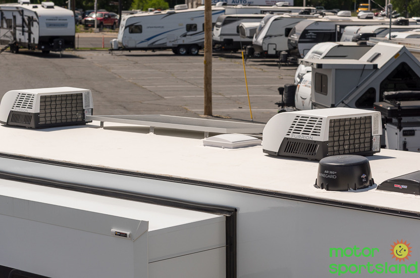 2027 Ember RV E-Series 26ETS - Image 21