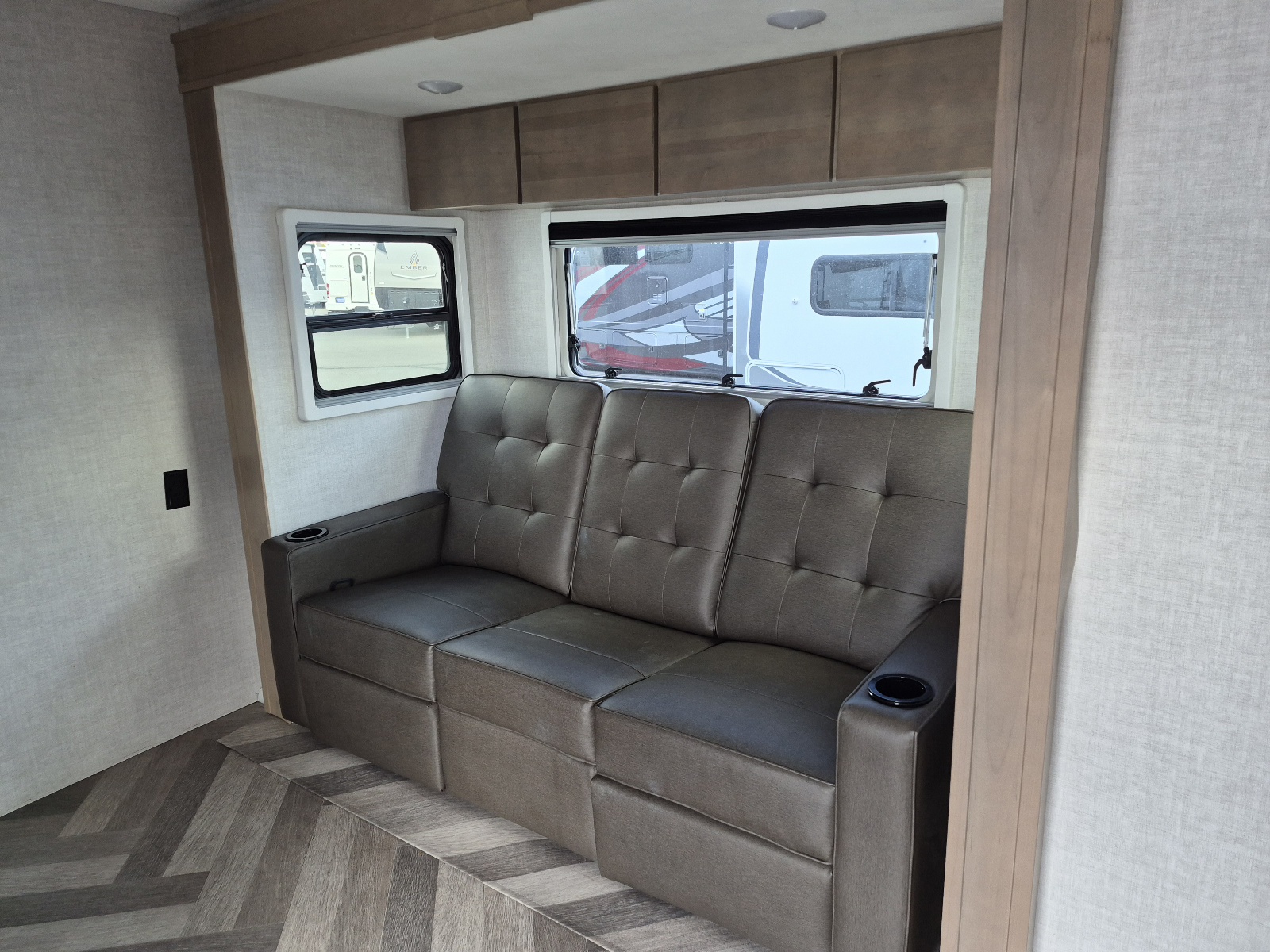 2023 Ember RV Touring Edition 21MRK - Image 5