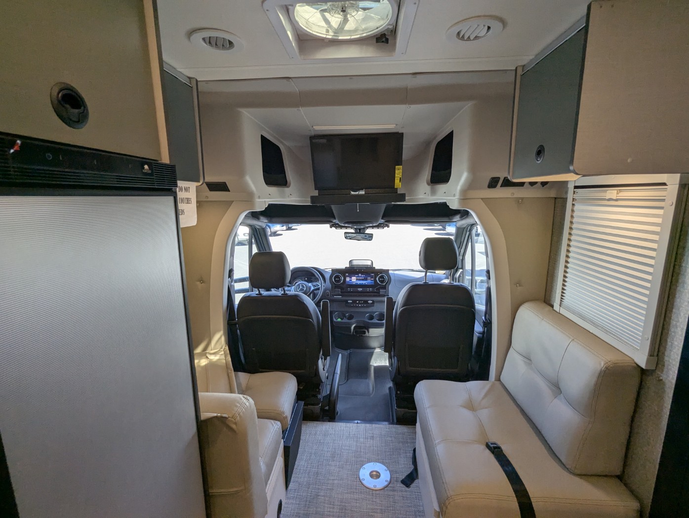 2026 Winnebago EKKO Sprinter 23B AWD - ATH Edition  - Image 29