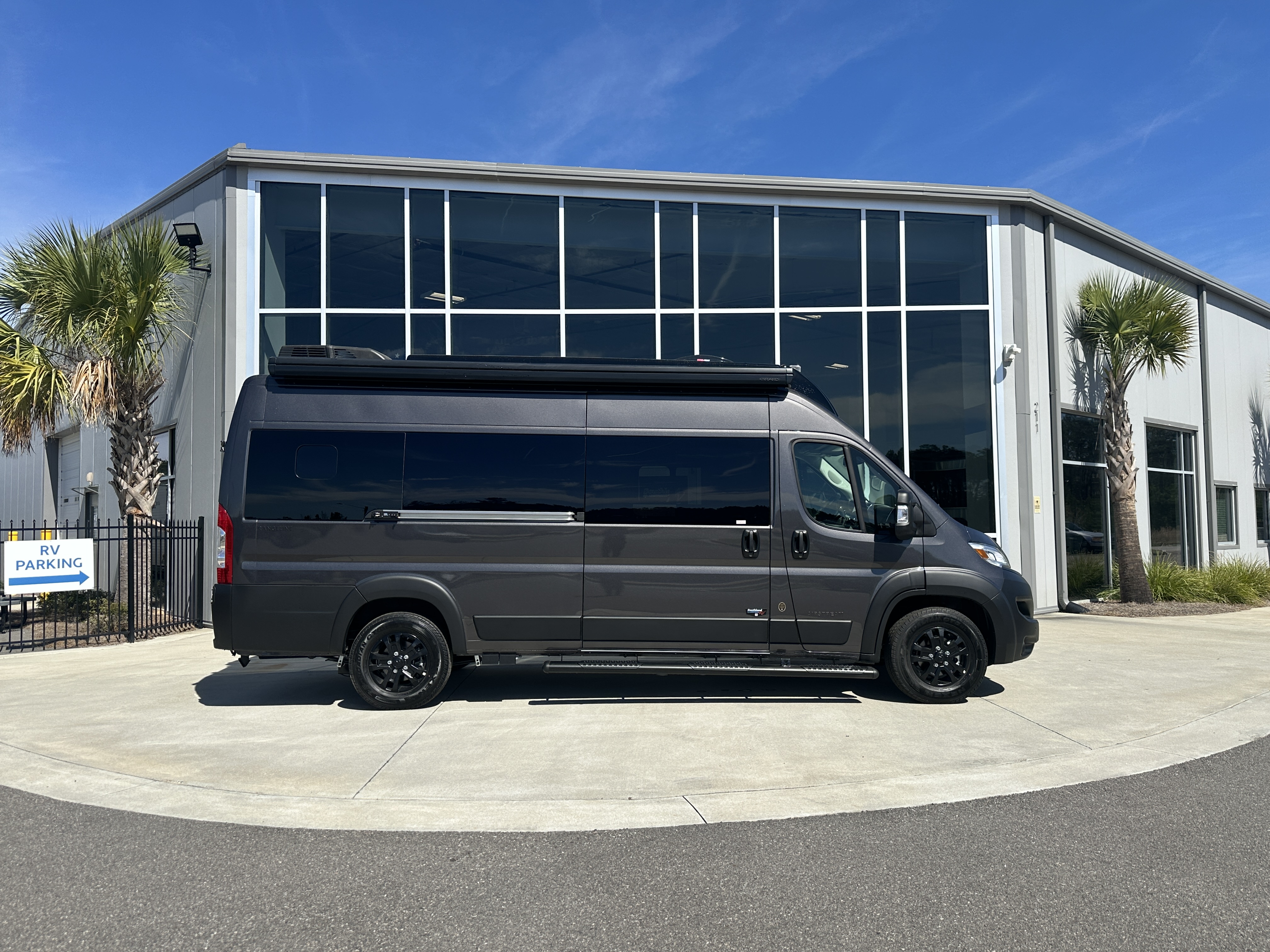2026 Airstream Rangeline Base - Image 4
