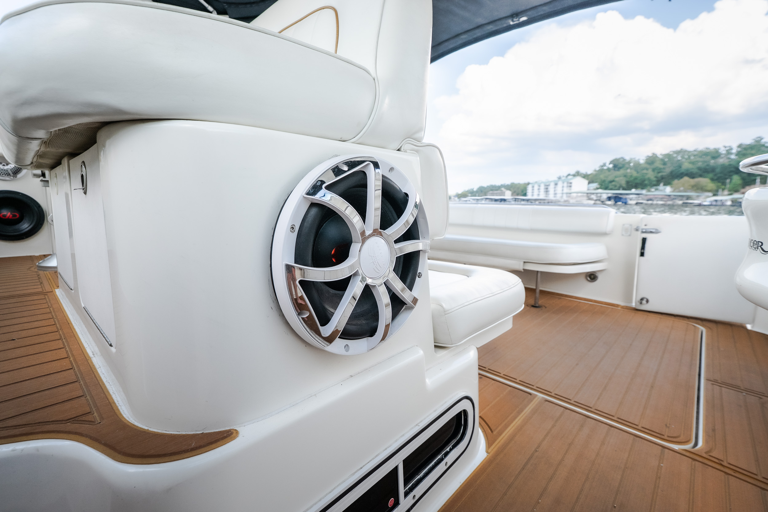 1997 Sea Ray  Sundancer 400 - Image 16