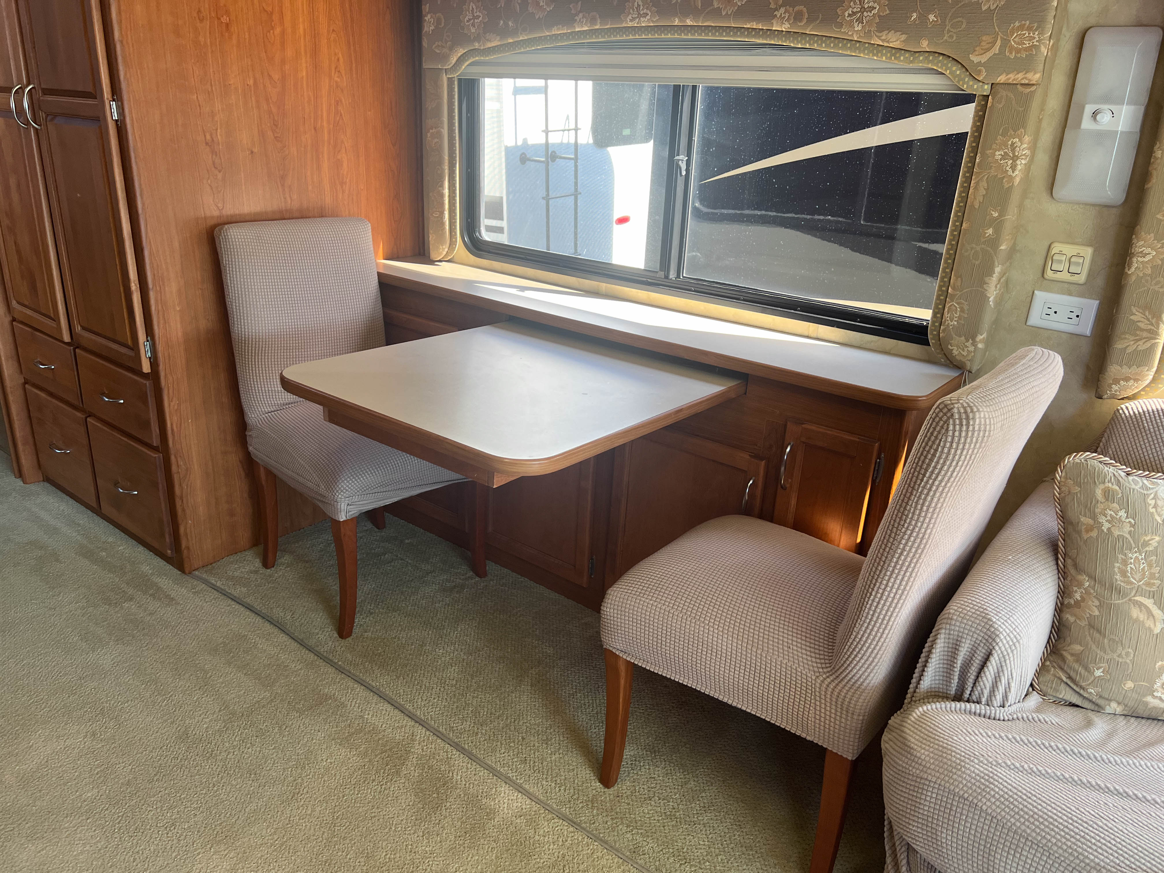 2008 MONACO MONARCH 30SFS - Image 16