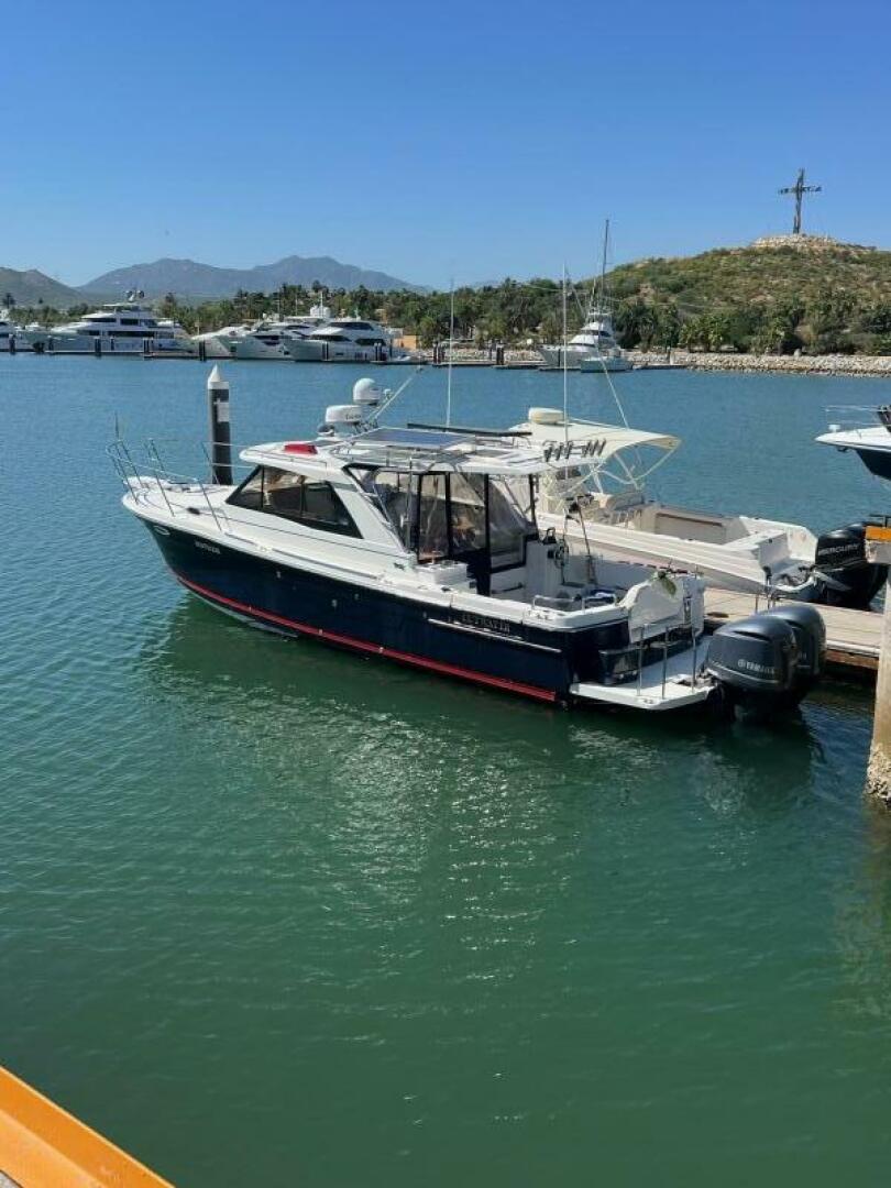 2017 Cutwater C-302 Sport Coupe - Image 5