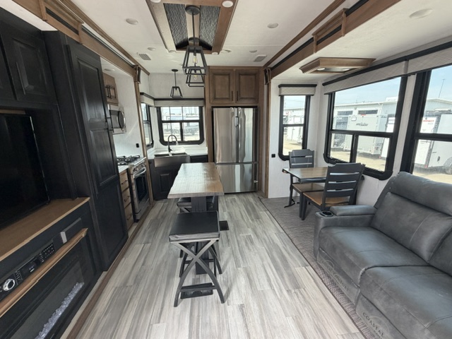 2021 BIG HORN 3120RK - Image 11