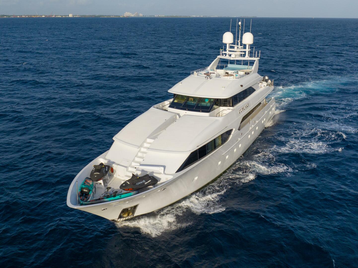 2001 Westship Skylounge - Image 59