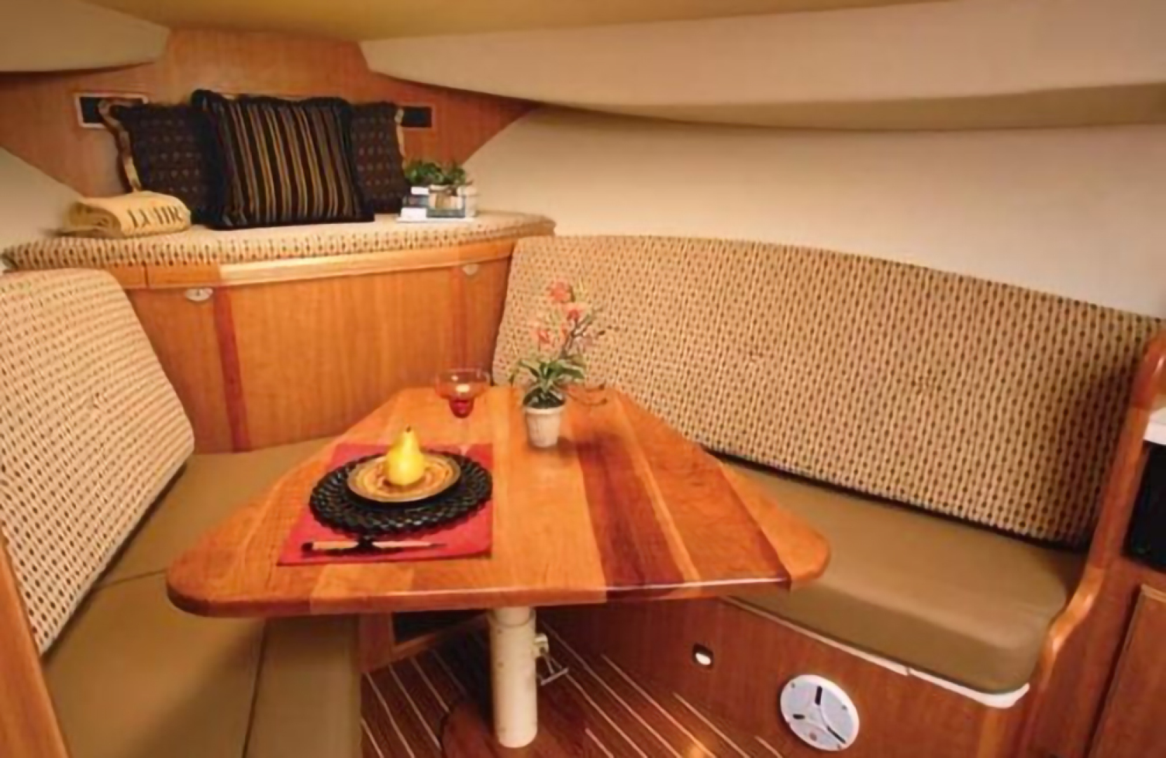 2007 Luhrs 31 Open - Image 13