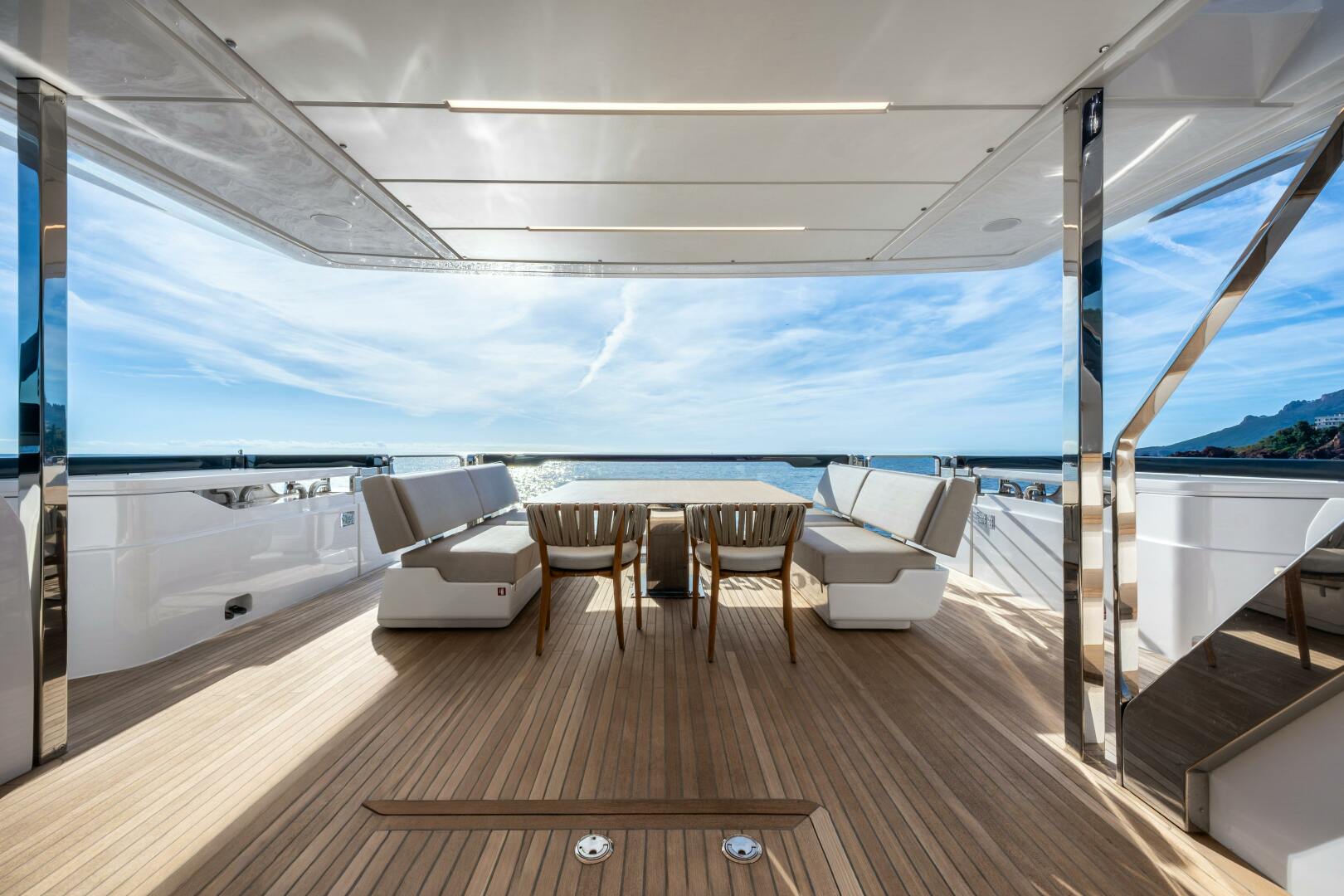 2025 Ferretti Yachts Ferretti 940 - Image 5