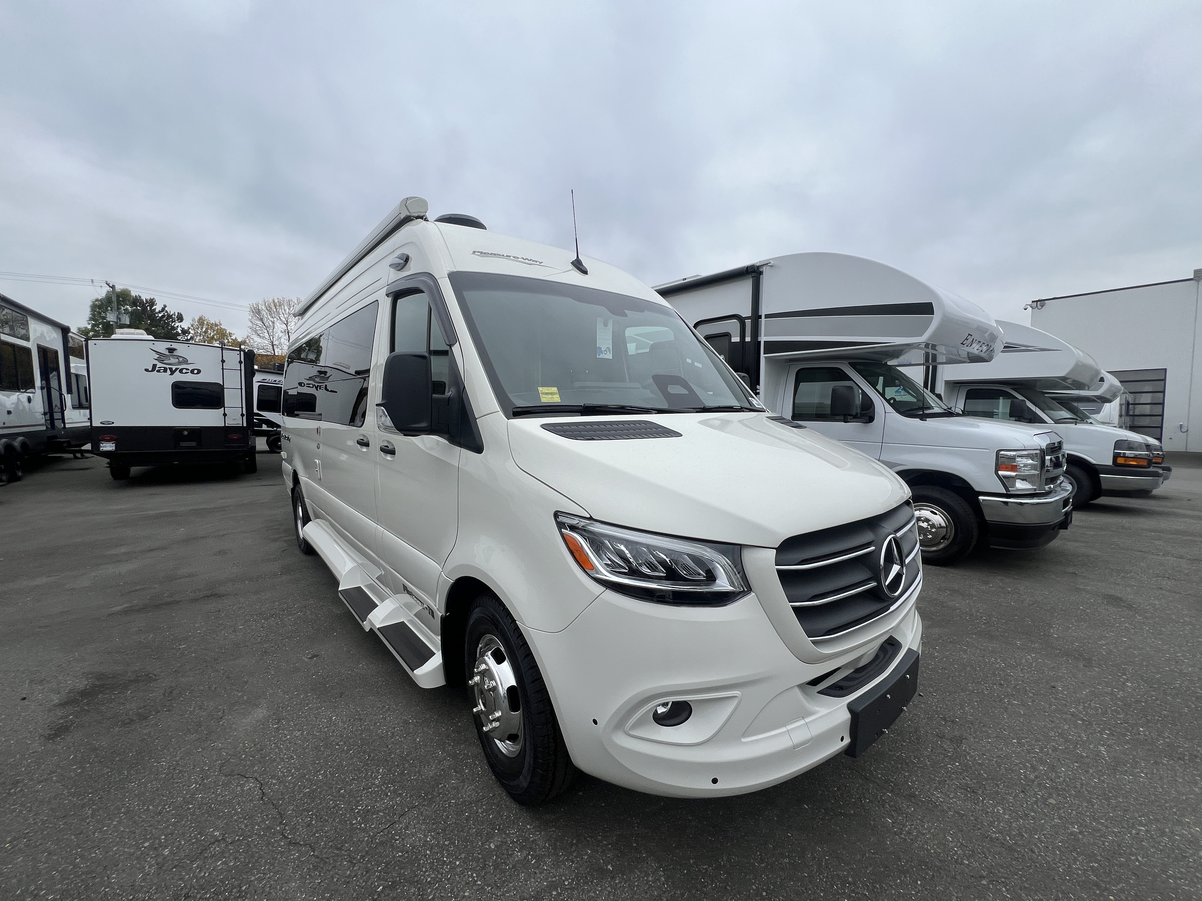 2026 PLEASURE WAY PLATEAU TS - Image 1
