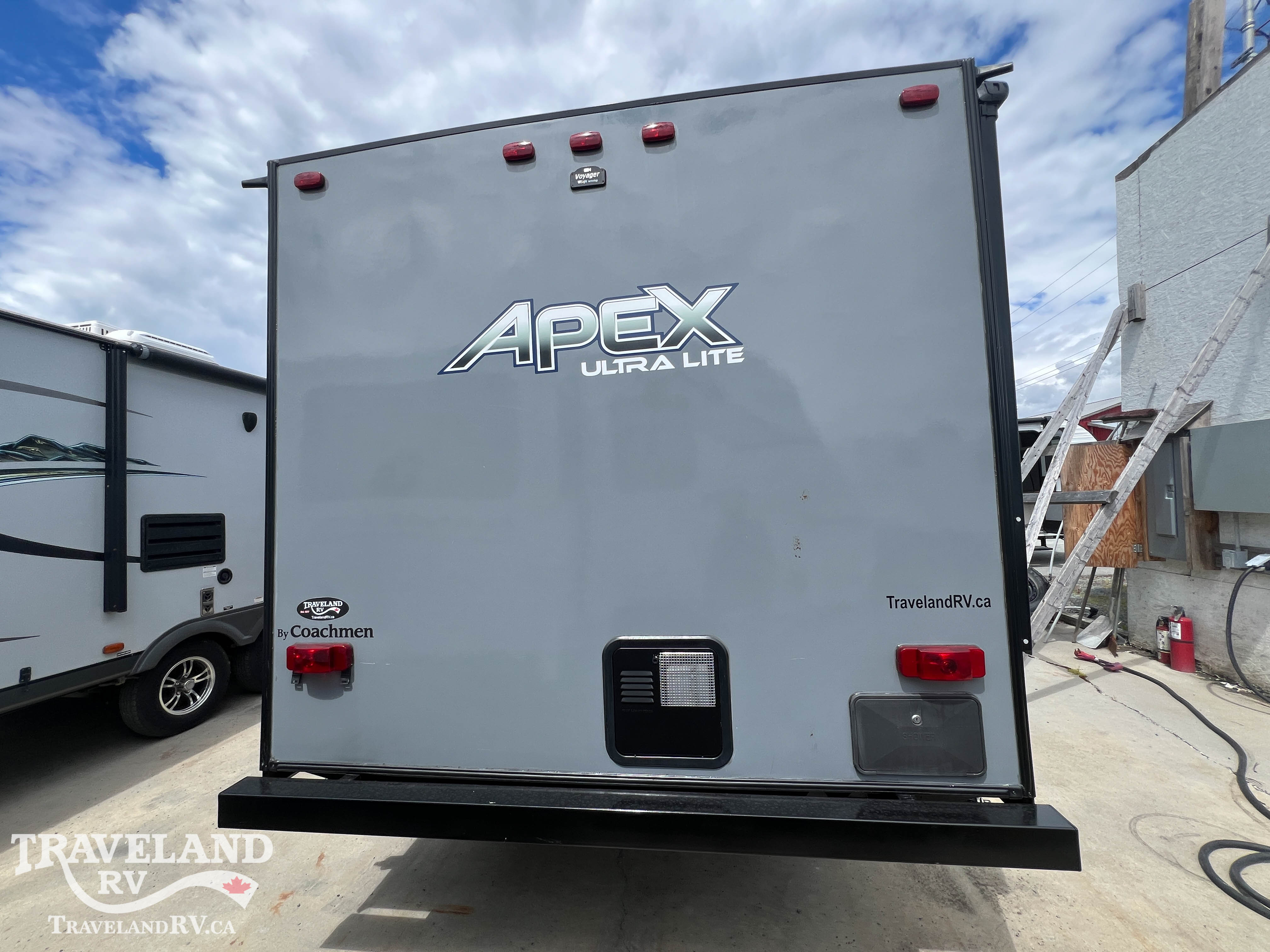 2020 COACHMEN APEX NANO 245BHS - Image 6