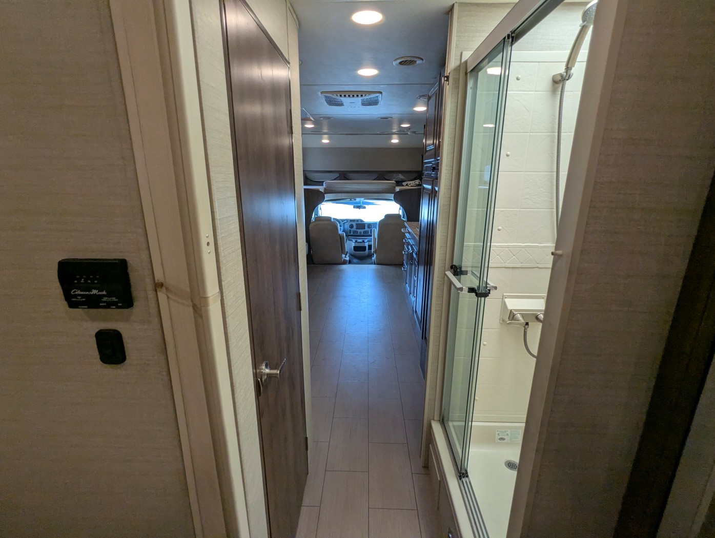2018 Jayco Greyhawk 29MV - Image 28