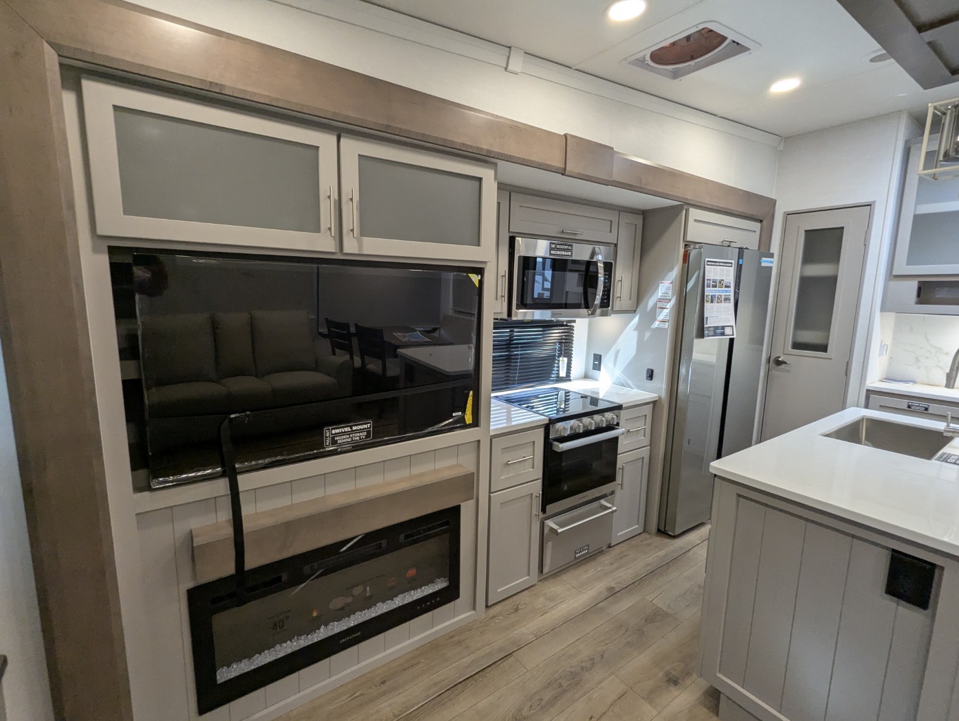 2026 Alliance RV Avenue 39MBR - Image 28