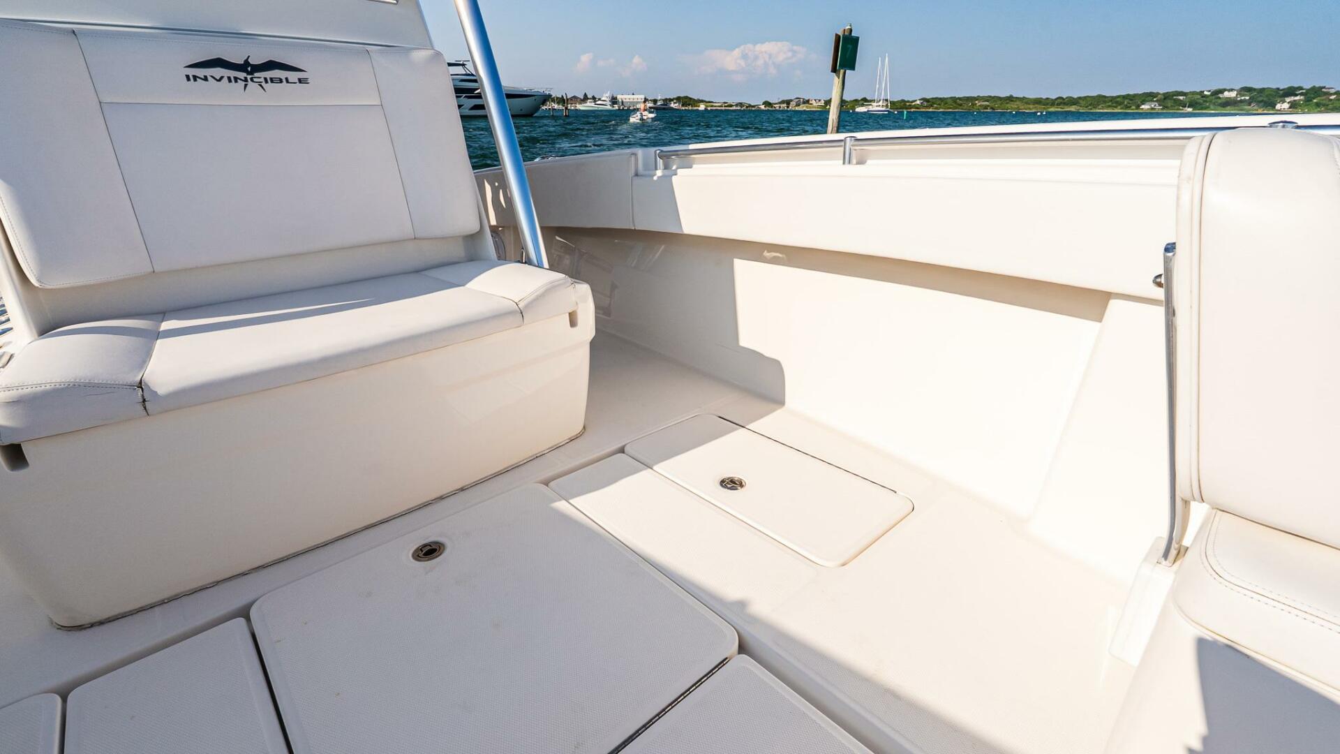 2016 Invincible 33 Open Fisherman Base - Image 31