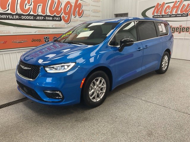 2026 Chrysler Pacifica Select FWD - Image 1