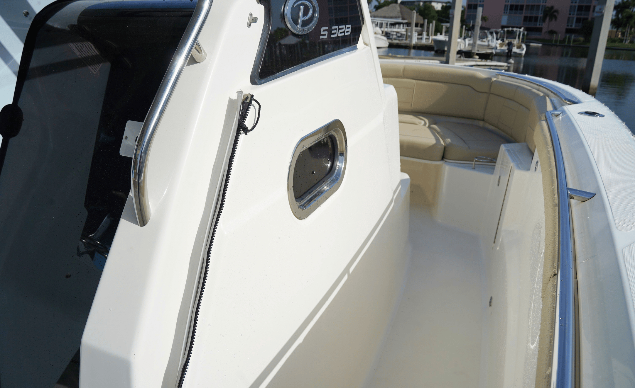 2020 PURSUIT S328 - Image 55