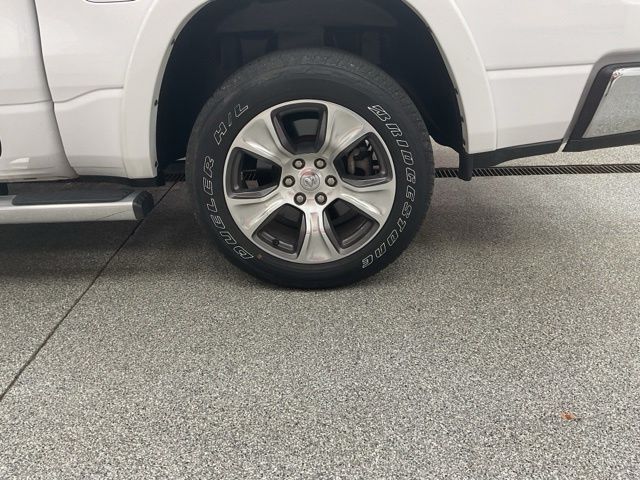 2022 Ram Ram 1500 Pickup Crew Cab Laramie 4WD - Image 10