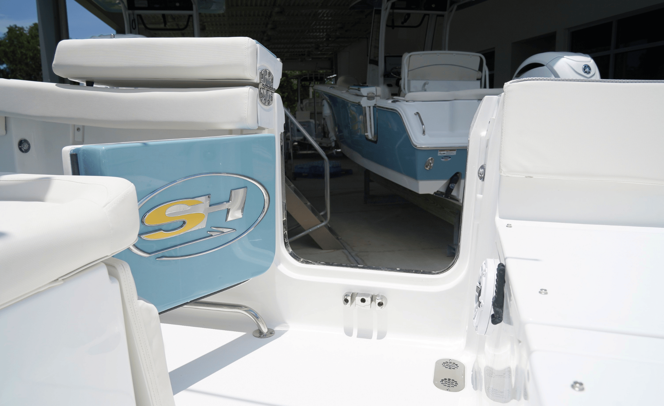 2027 SEA HUNT ULTRA 255SE - Image 40