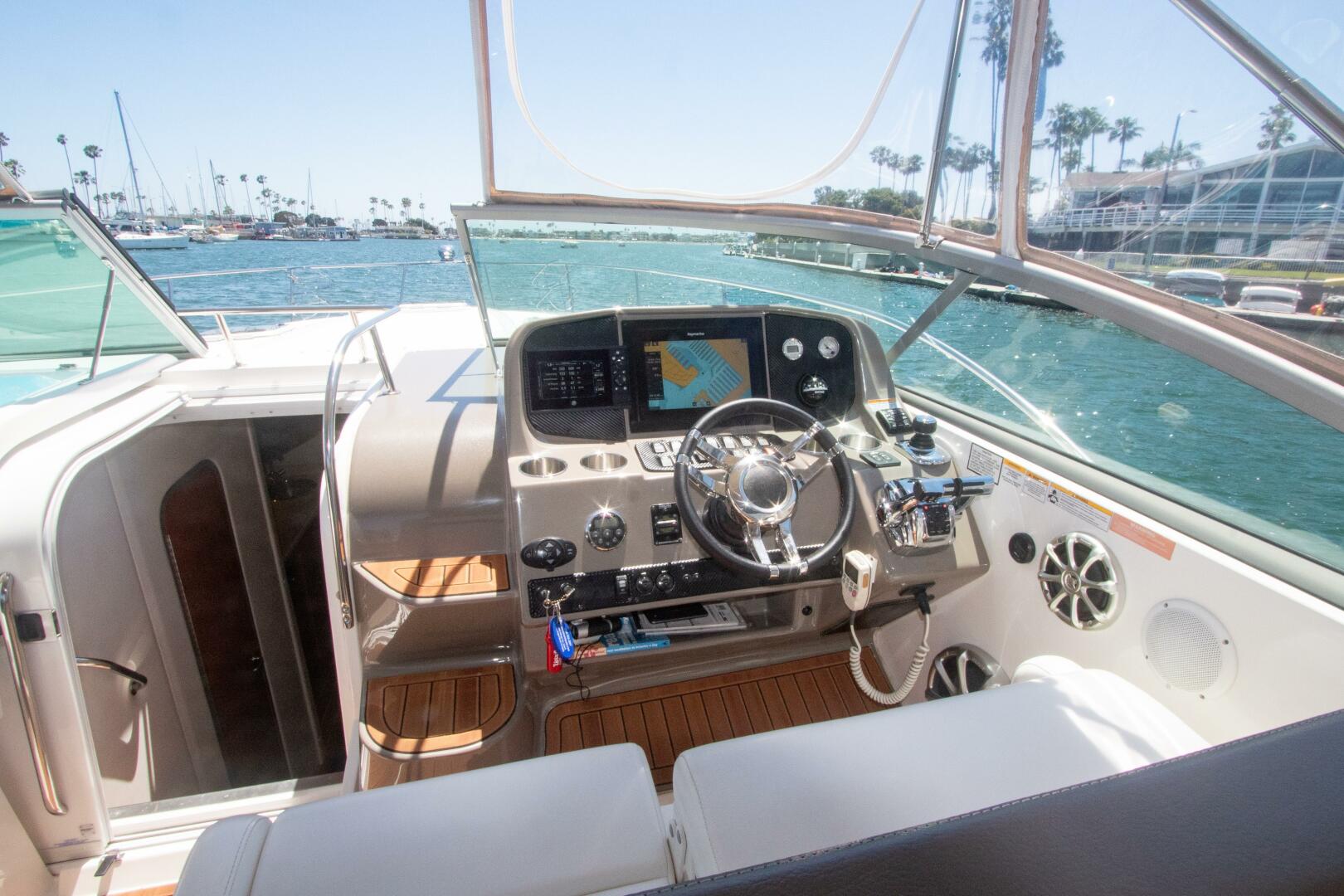 2008 Rinker 40 Express Cruiser - Image 5