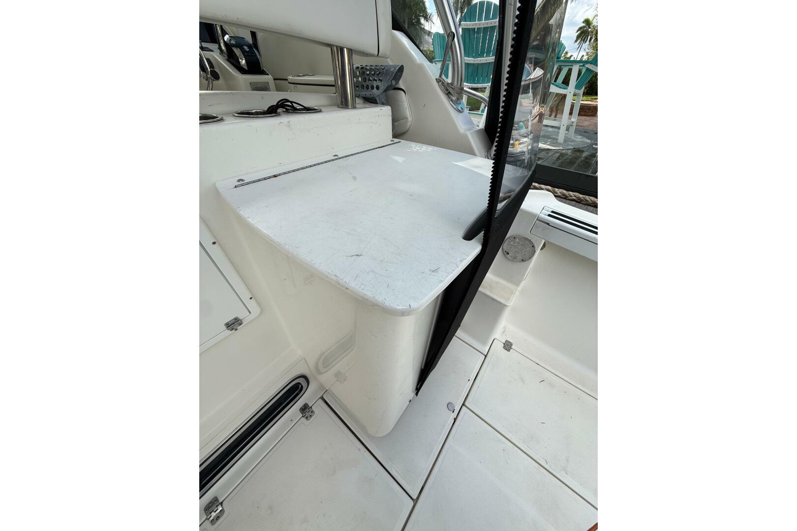 2002 Wellcraft 290 Coastal - Image 9