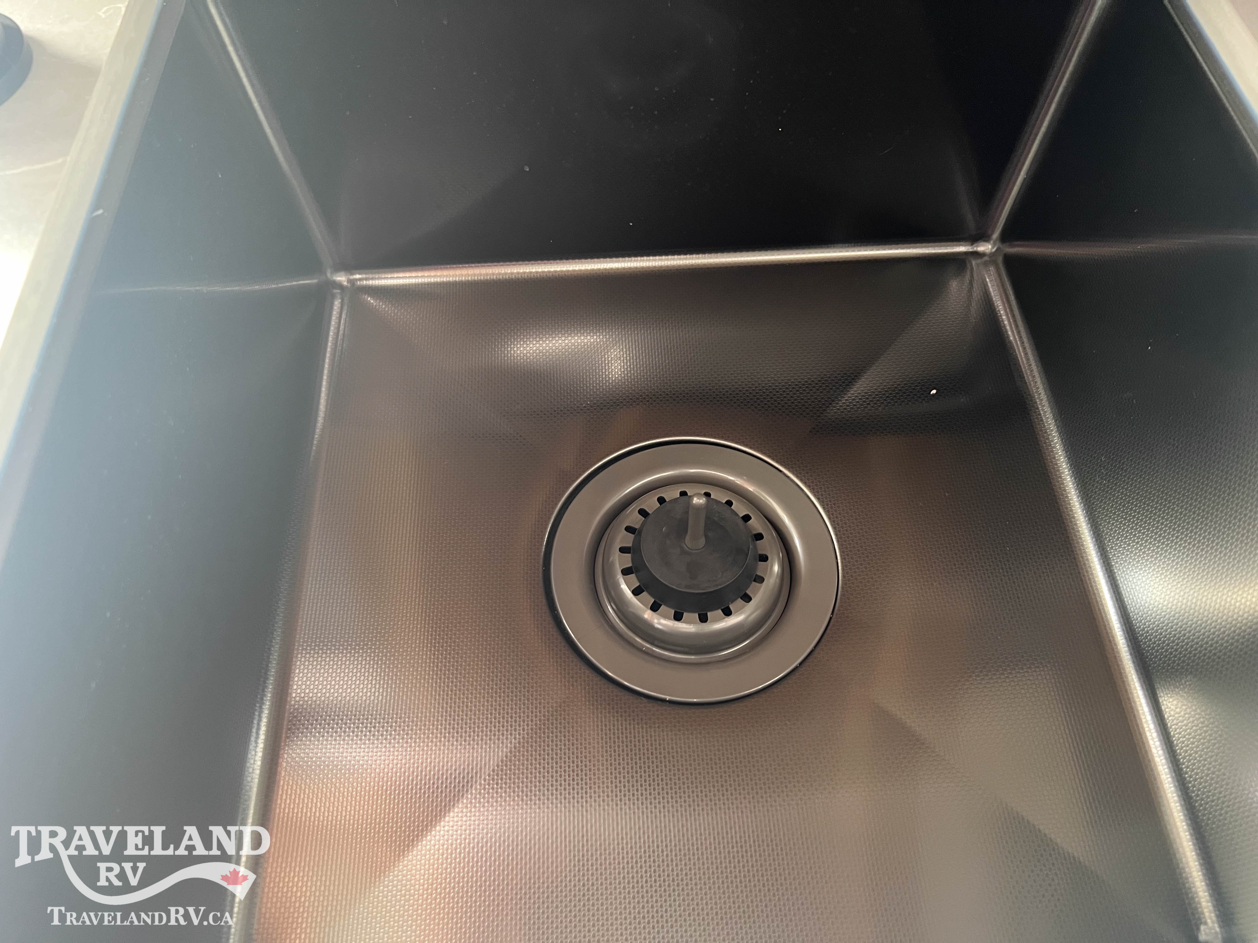 2027 Grand Design LINEAGE SERIES VT LVT1 POP TOP - Image 22