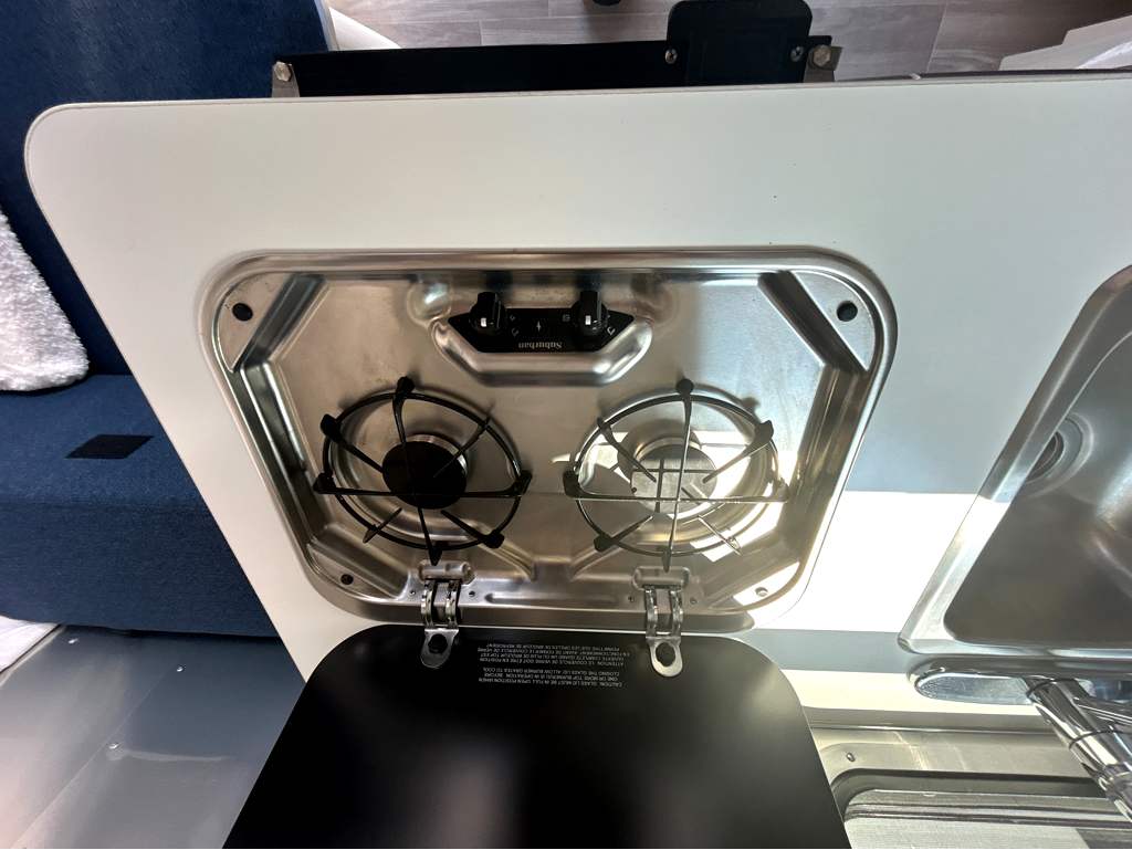 2025 AIRSTREAM BAMBI 16RB - Image 19