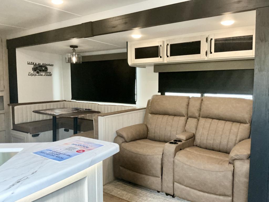 2026 PALOMINO 32RBFQ 2B - Image 7