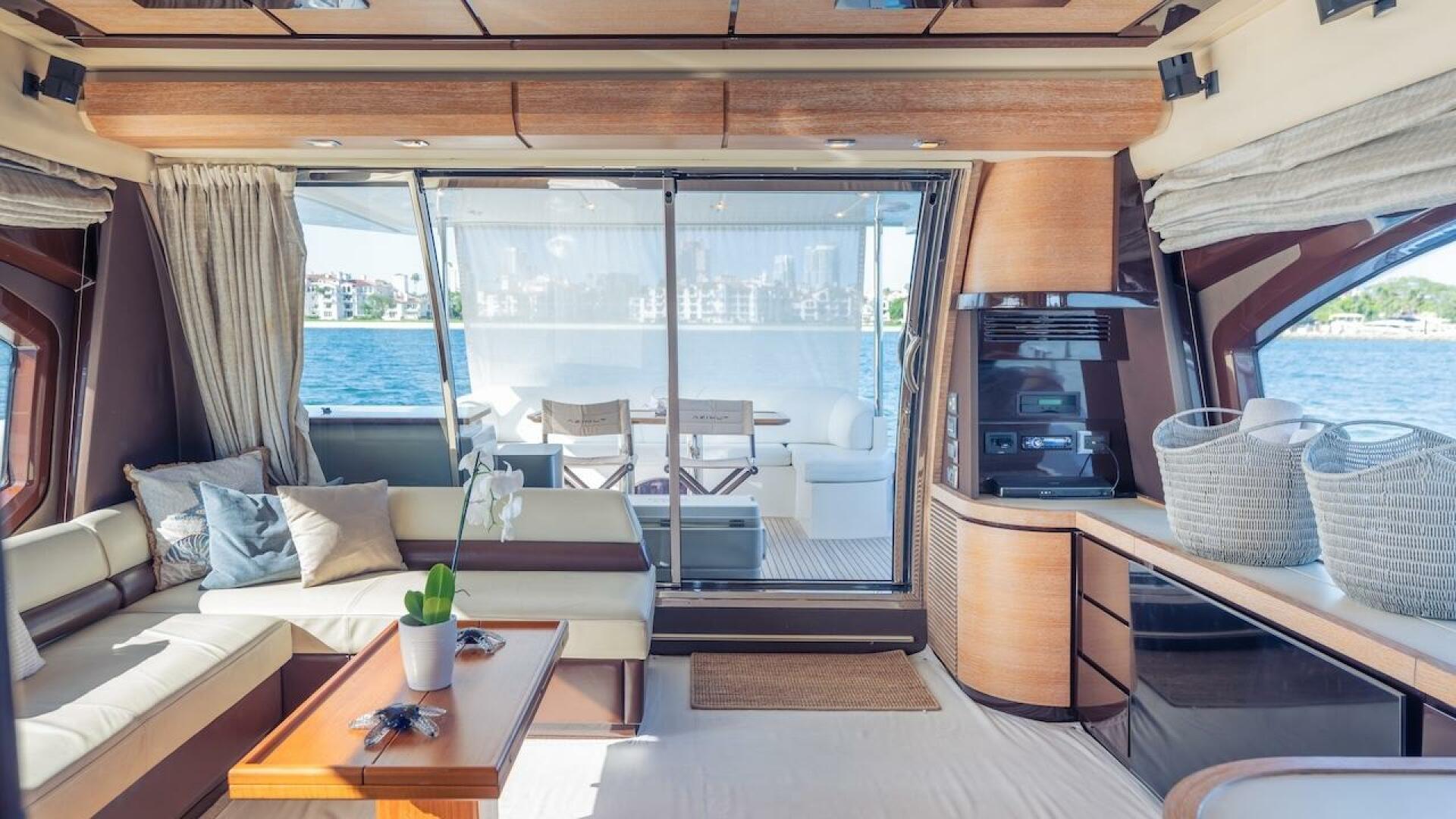 2012 Azimut Evolution - Image 56