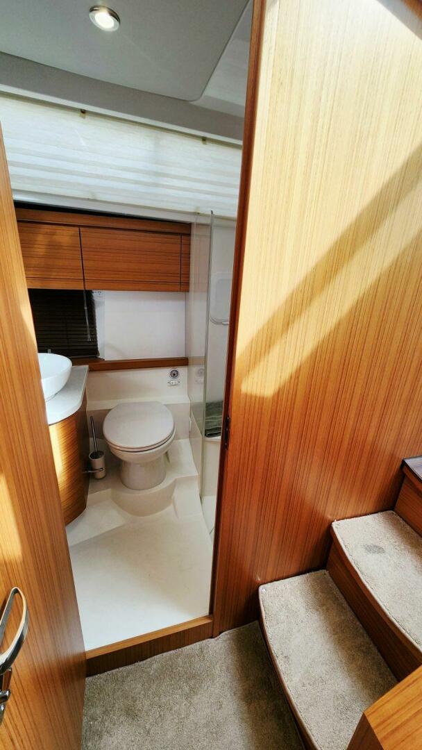 2022 Greenline 40 Hybrid - Image 55