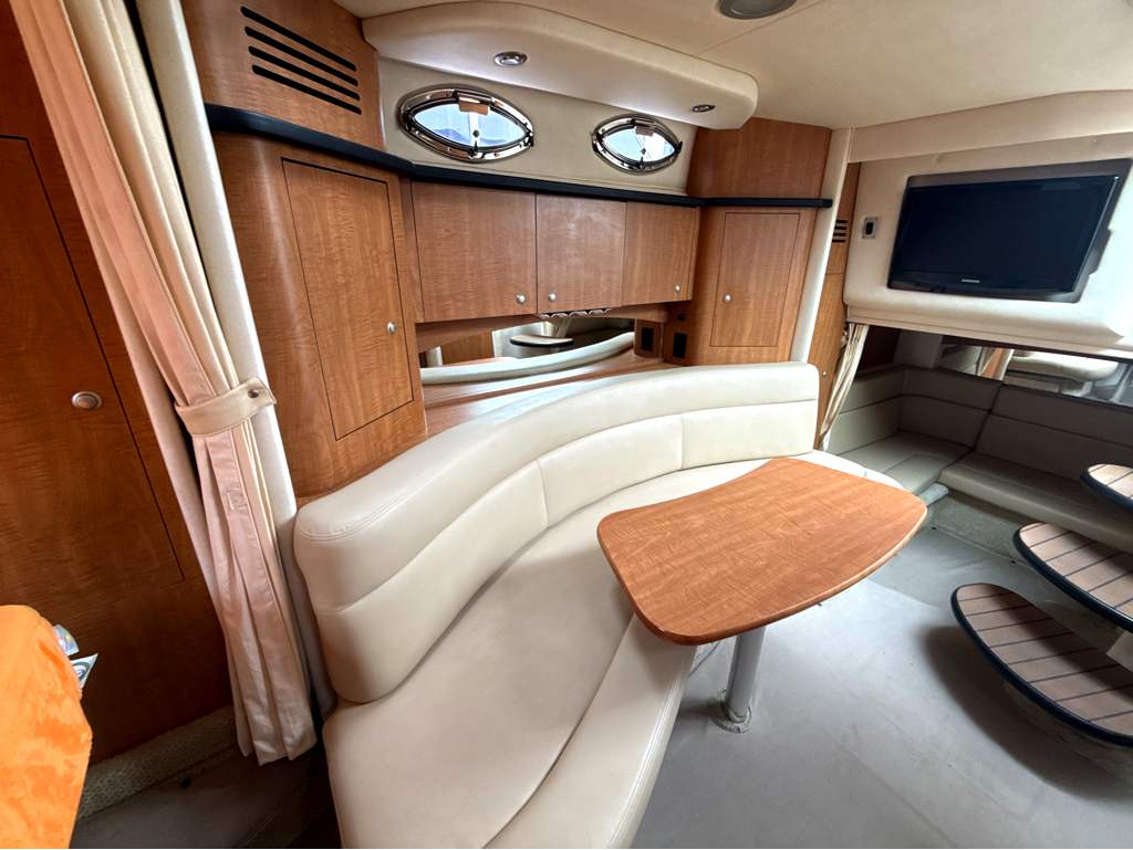 2006 Sea Ray 320 Sundancer - Image 6