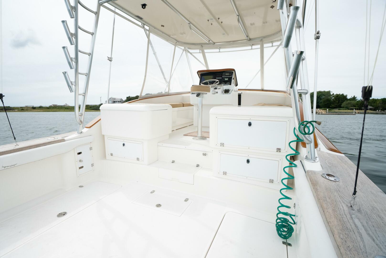 2004 Stolper 38 Express - Image 18