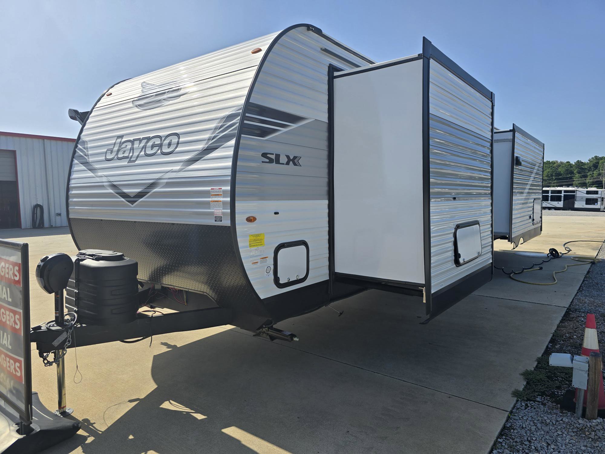 2026 JAYCO JAY FLIGHT SLX 334RTS - Image 3