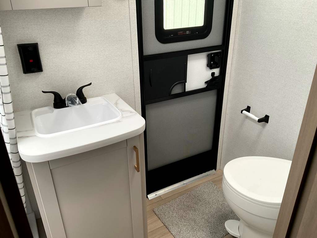 2027 JAYCO Jay Flight 321BDS - Image 28