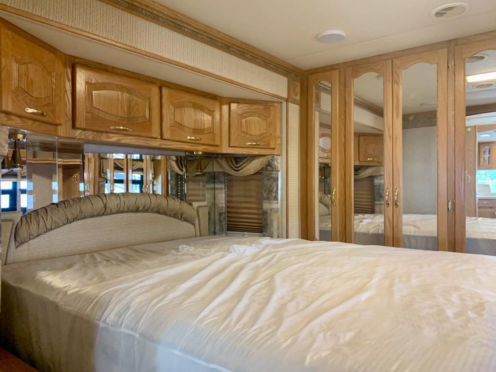 2005 MOUNTAIN AIRE 3778-WORKHORSE - Image 41