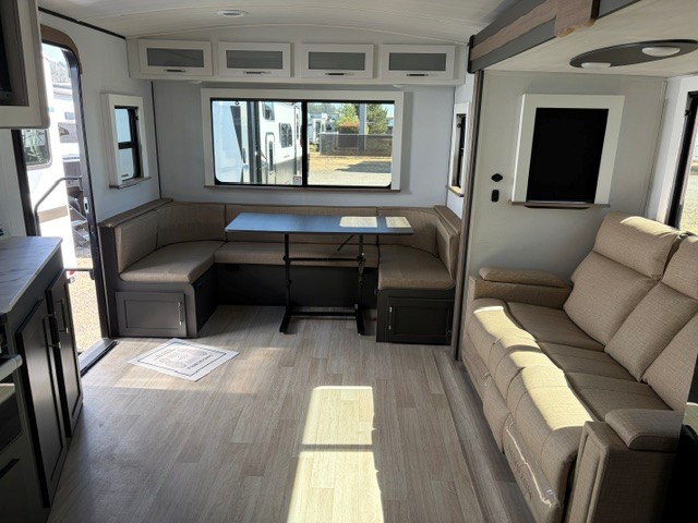 2026 Keystone Bullet Crossfire 2530RDWE - Image 8