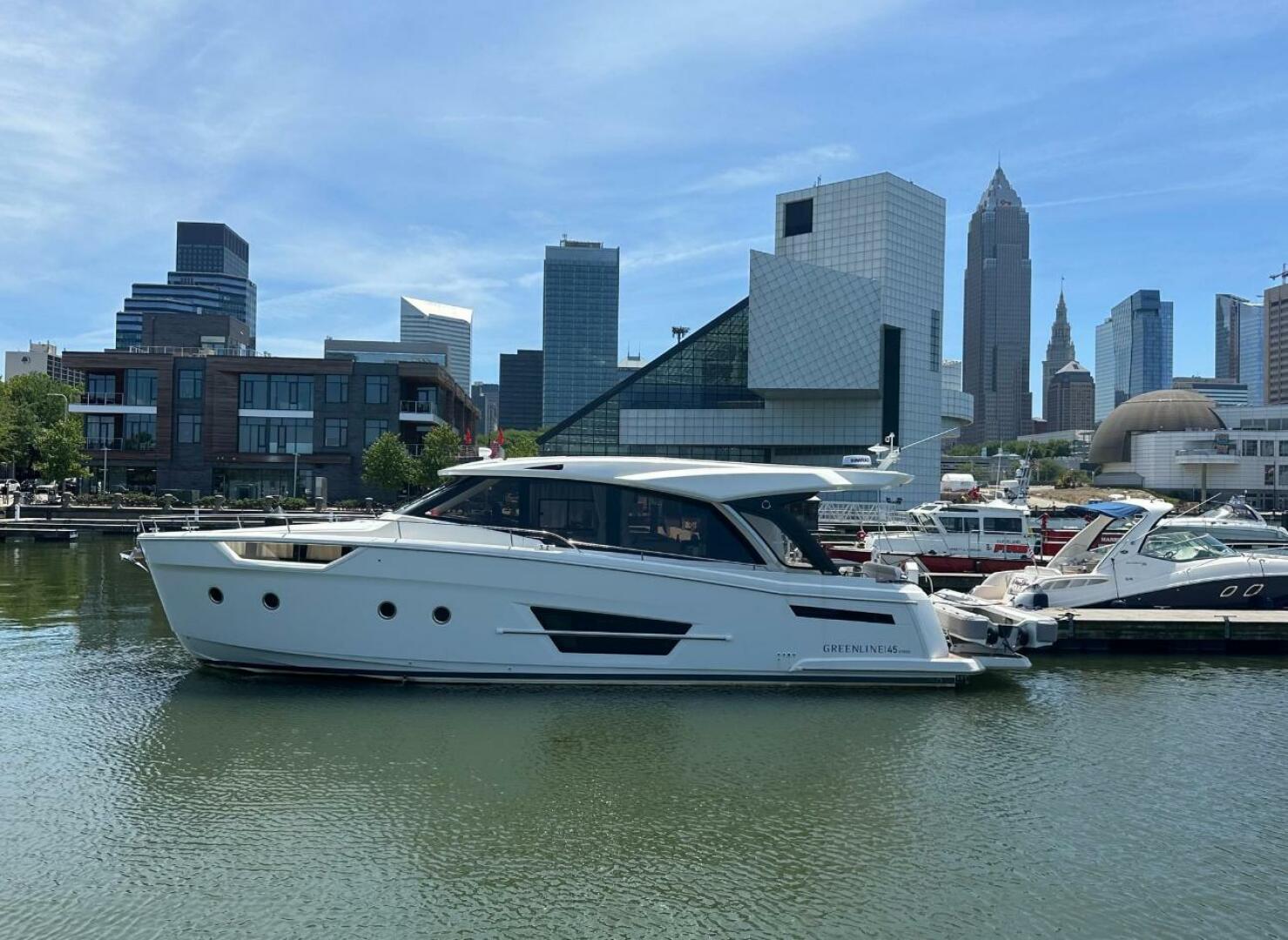 2024 Greenline 45 Coupe HYBRID - Image 3
