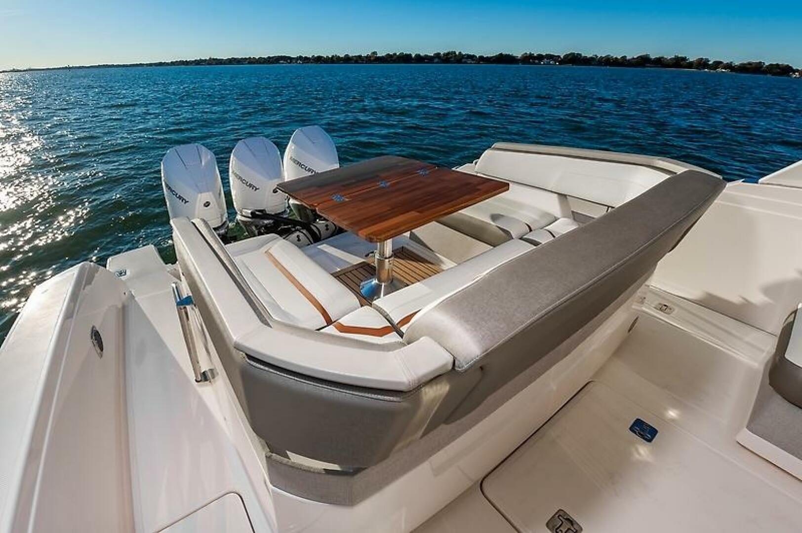 2023 TIARA YACHTS TIARA YACHTS 38 LS Base - Image 21
