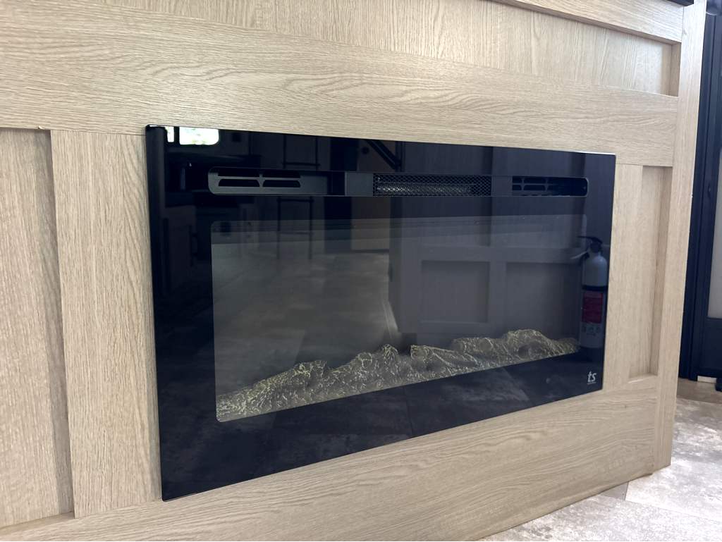 2022 COACHMAN APEX 290BHS - Image 22