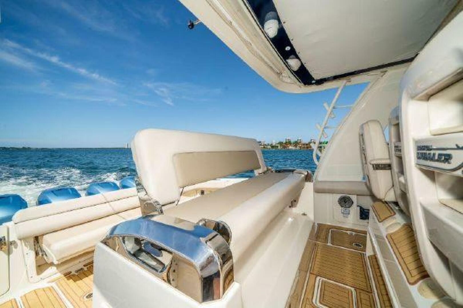 2017 Boston Whaler 42 Outrage - Image 17