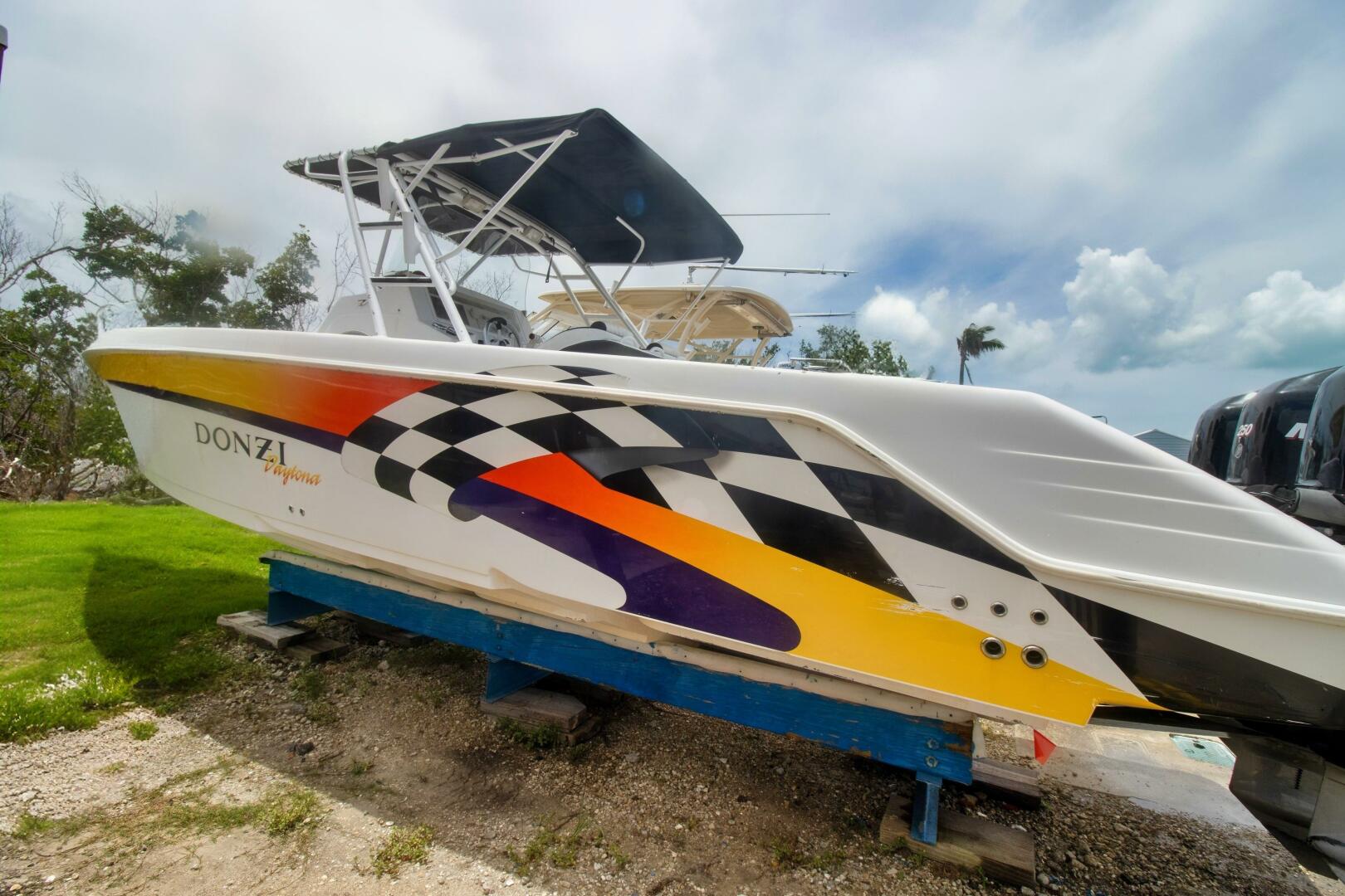 2005 Donzi 35 ZF Open - Image 3
