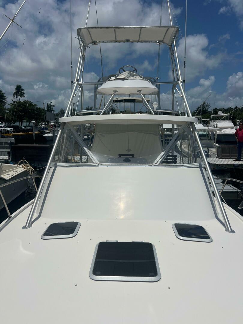 1997 Pursuit 3000 Offshore Express - Image 6