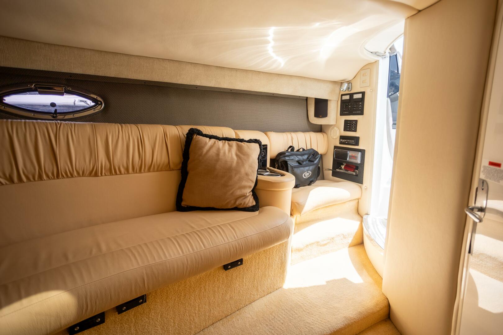 2005 Cobalt 343 - Image 22