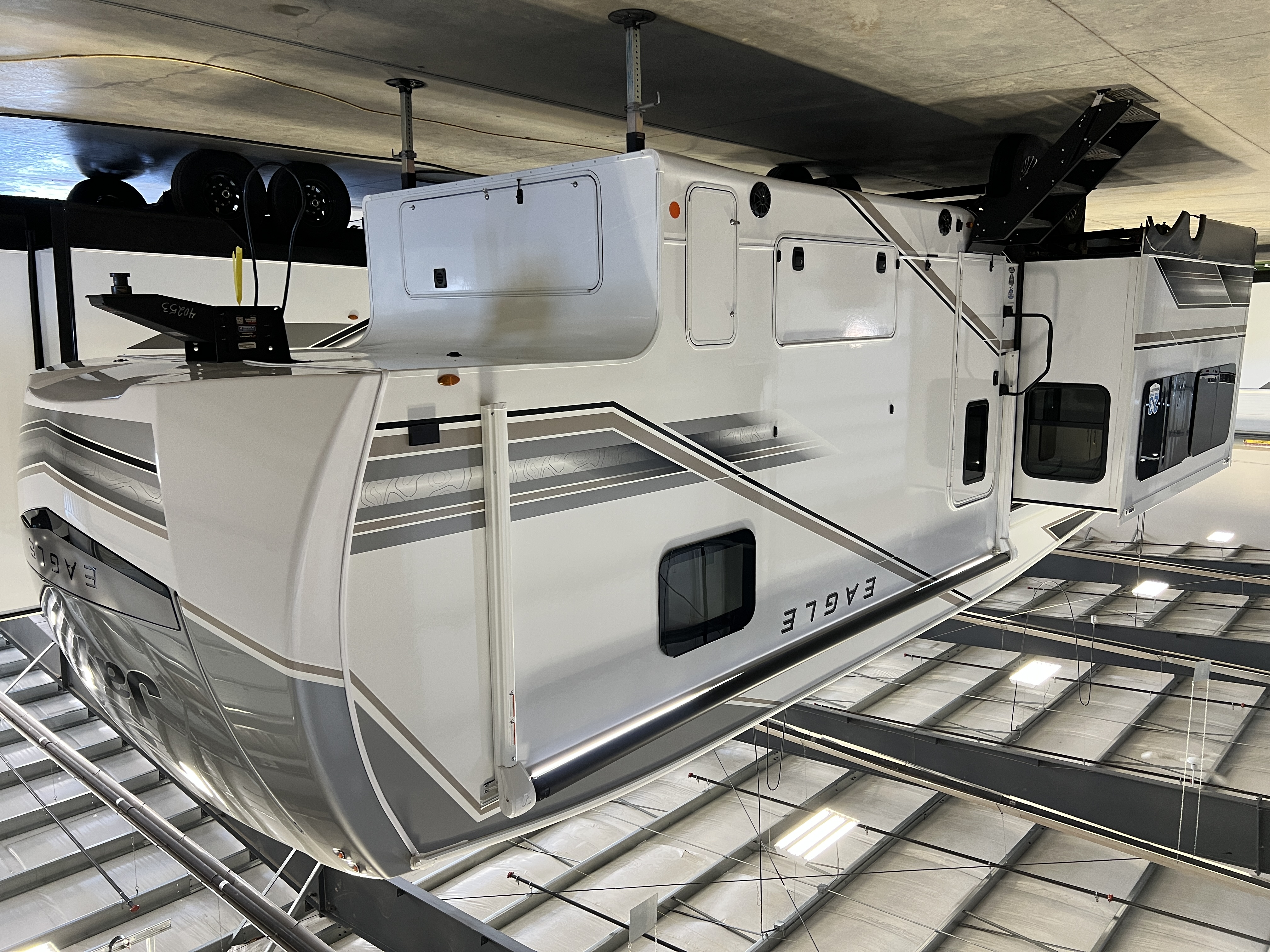 2027 Jayco Eagle 321RSTS - Image 1
