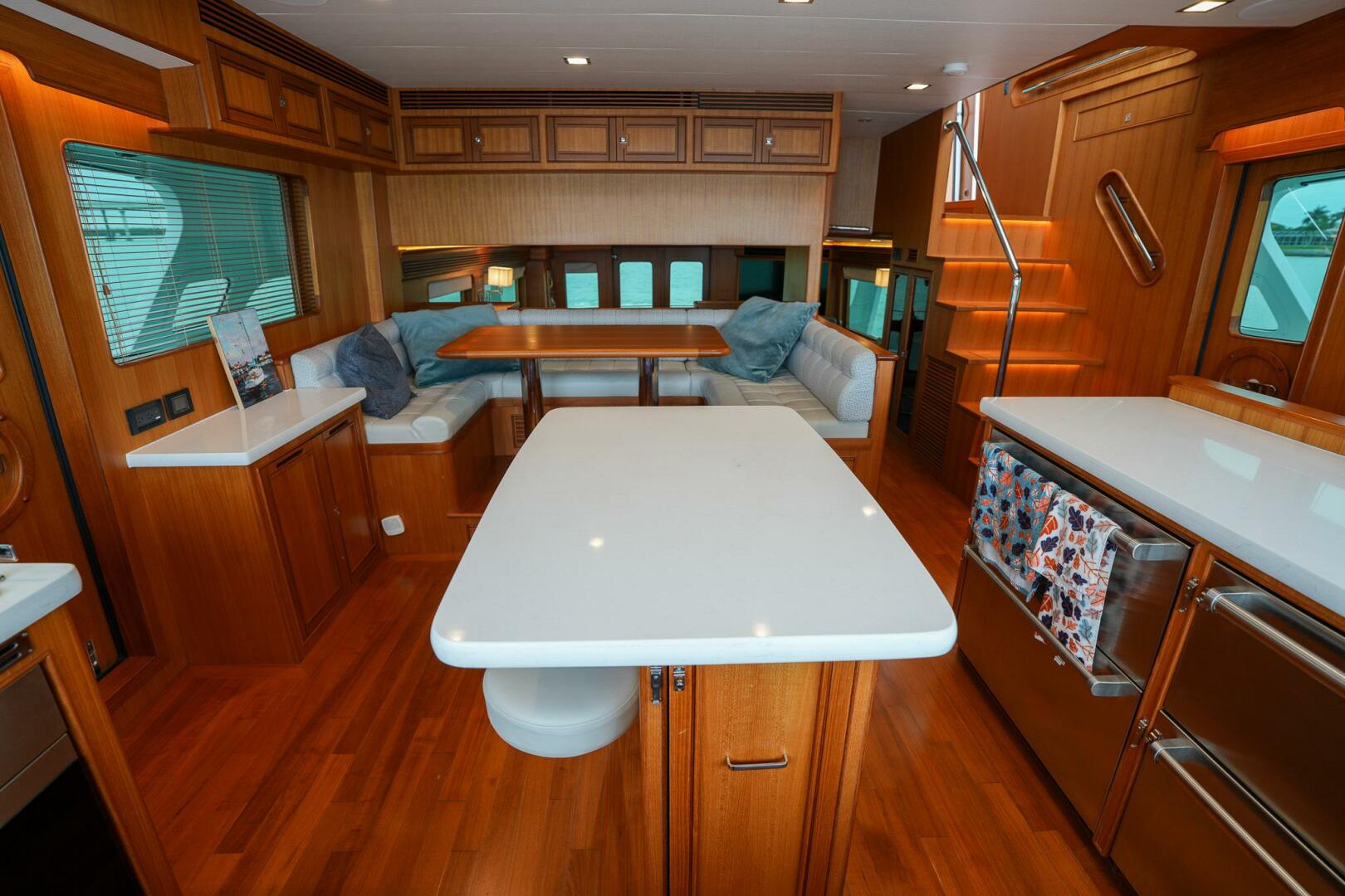 2022 Marlow Explorer 62E-CB - Image 25