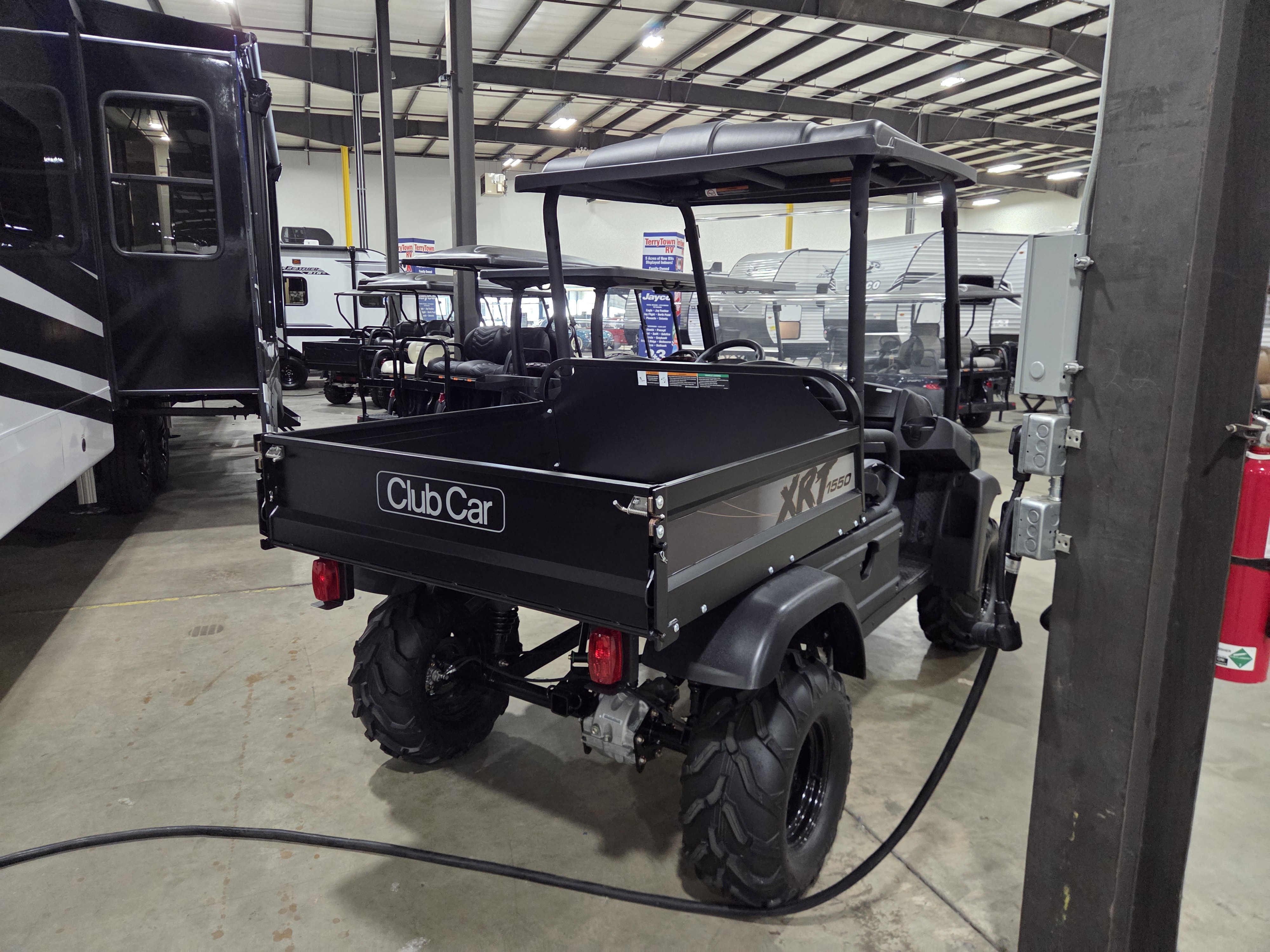 2023 Club Car XRT 1550 GAS - Image 2